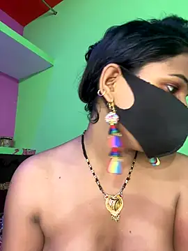 SEXY-SIMI-BHABI online show from September 14, 2025, 7:35 pm