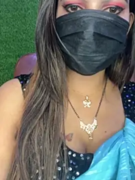 SEXY-SIMI-BHABI online show from April 3, 2026, 7:01 pm