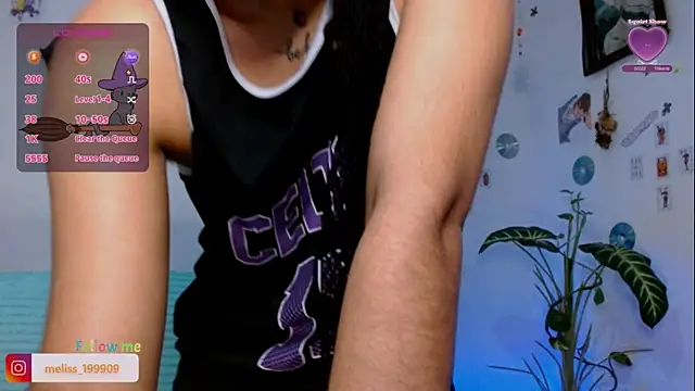 Nocturnawitch online show from April 24, 2026, 1:30 am