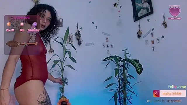 Nocturnawitch online show from June 18, 2026, 12:00 am