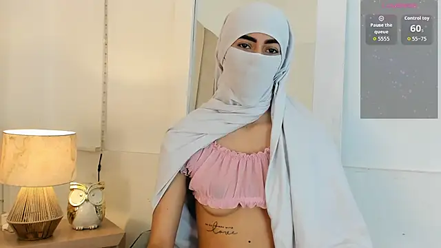  Zahiira  online show from June 3, 2026, 11:57 am