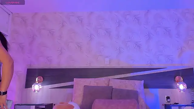 dana hazze online show from March 31, 2026, 4:57 am