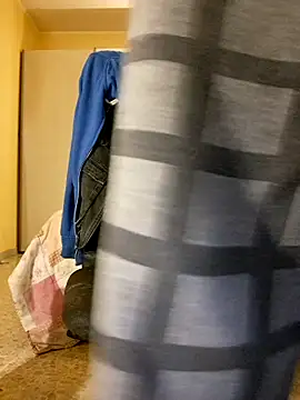 Snapshot of KalendaXL chatting on November 25, 2025, 7:36 pm KalendaXL online show from November 25, 2025, 7:36 pm