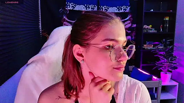 SophieMurrr online show from July 19, 2026, 8:12 pm