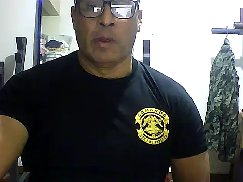 Snapshot of sexigym35 chatting on September 9, 2025, 2:44 am sexigym35 online show from September 9, 2025, 2:44 am