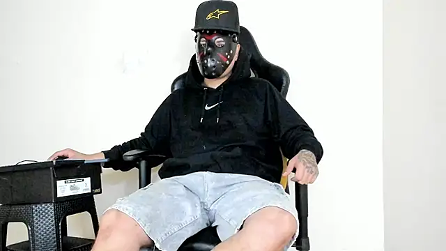 HELLSTAR online show from November 1, 2025, 5:31 am