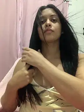 afroditii online show from October 29, 2025, 1:08 am