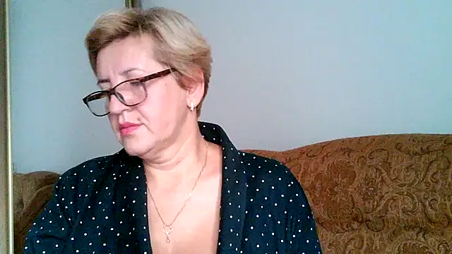 Dana4921 online show from October 8, 2025, 3:31 pm