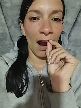 Snapshot of kim_lebanon chatting on June 25, 2026, 5:12 am kim lebanon online show from June 25, 2026, 5:12 am