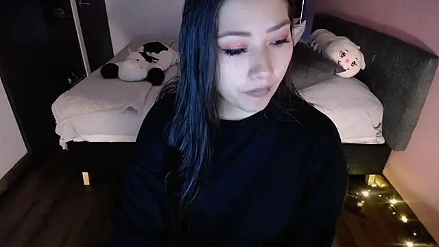 Mia 1120 online show from January 13, 2026, 7:52 pm