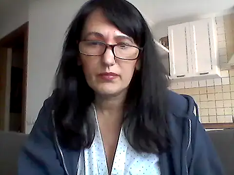 Elena48324 online show from March 4, 2026, 12:33 pm