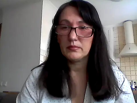 Elena48324 online show from May 1, 2026, 9:25 am