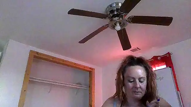 Snapshot of HarmonyRayWishes chatting on November 15, 2025, 2:35 pm HarmonyRayWishes online show from November 15, 2025, 2:35 pm