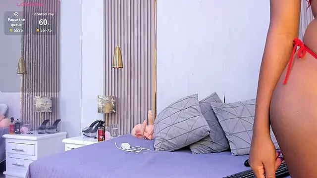 Snapshot of Skylar_Smith_ chatting on October 15, 2025, 12:38 pm Skylar Smith online show from October 15, 2025, 12:38 pm