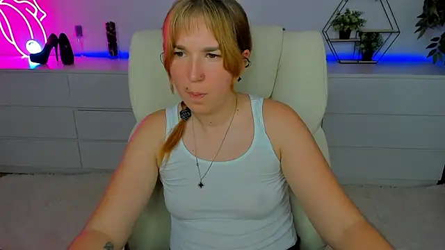 Sofii darling online show from October 7, 2025, 5:54 pm