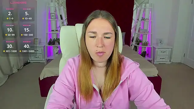 Sofii darling online show from May 3, 2026, 4:24 pm