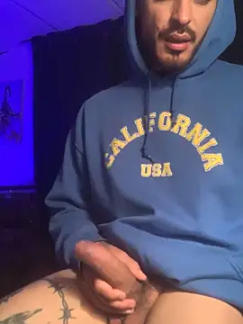 malek xarx  online show from October 5, 2025, 6:45 am