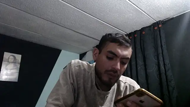 malek xarx  online show from October 21, 2025, 2:34 am