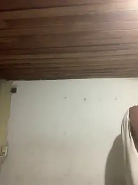 malek xarx  online show from February 19, 2026, 12:06 am