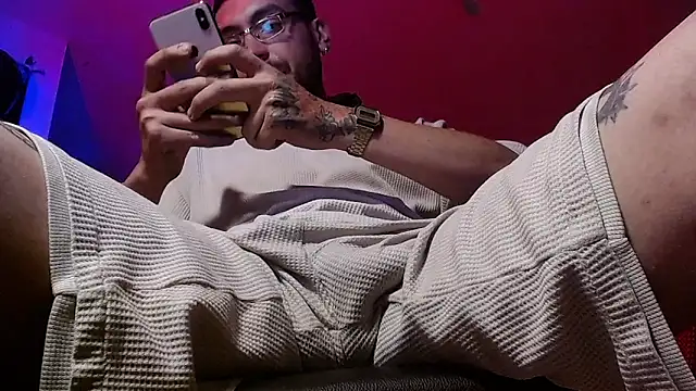 malek xarx  online show from March 28, 2026, 3:39 am