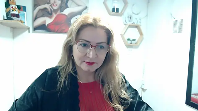 DIVAX MONSERRAT online show from March 24, 2026, 8:14 pm