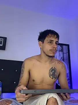 Snapshot of Luke_Stone chatting on October 14, 2025, 5:36 pm Luke Stone online show from October 14, 2025, 5:36 pm