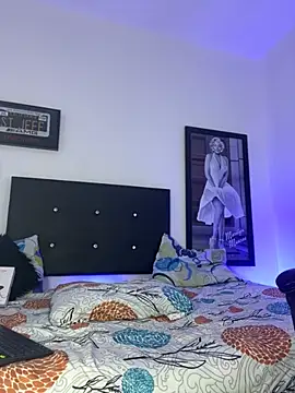 Snapshot of Luke_Stone chatting on October 18, 2025, 6:08 pm Luke Stone online show from October 18, 2025, 6:08 pm