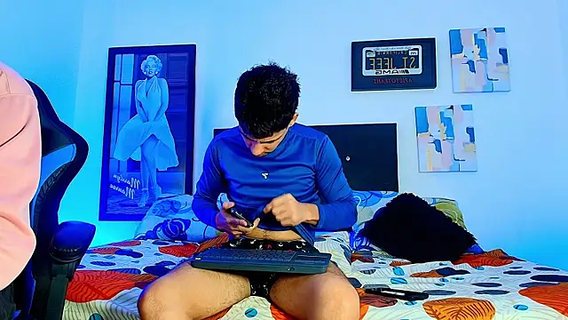 Snapshot of Luke_Stone chatting on October 27, 2025, 9:41 pm Luke Stone online show from October 27, 2025, 9:41 pm