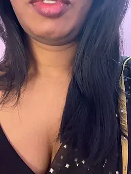Snapshot of tamil_Aarathi chatting on June 7, 2026, 5:16 pm tamil Aarathi online show from June 7, 2026, 5:16 pm