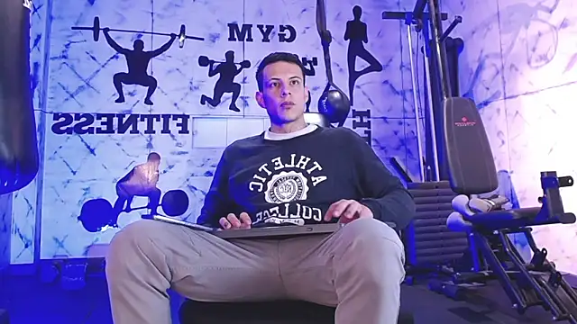 Dustin Sonne online show from September 20, 2025, 3:40 am