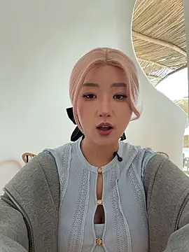 winter11 online show from March 1, 2026, 1:29 am