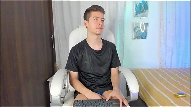 ThiagooJames online show from September 14, 2025, 12:54 am