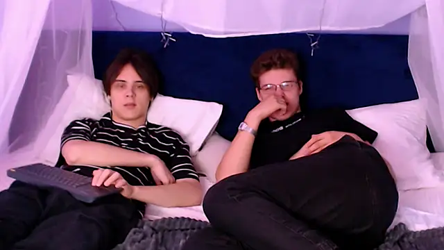 Snapshot of karl_mans chatting on September 16, 2025, 5:52 am karl mans online show from September 16, 2025, 5:52 am