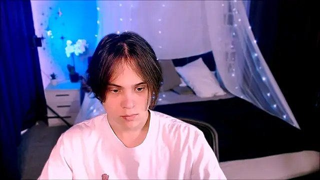 Snapshot of karl_mans chatting on November 13, 2025, 9:41 am karl mans online show from November 13, 2025, 9:41 am