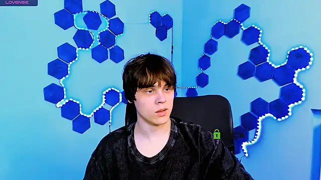 Snapshot of karl_mans chatting on December 4, 2025, 9:40 am karl mans online show from December 4, 2025, 9:40 am