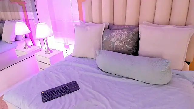 MaddieParker online show from January 11, 2026, 6:02 pm