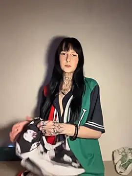 Seductively4 20 online show from May 14, 2026, 10:05 pm