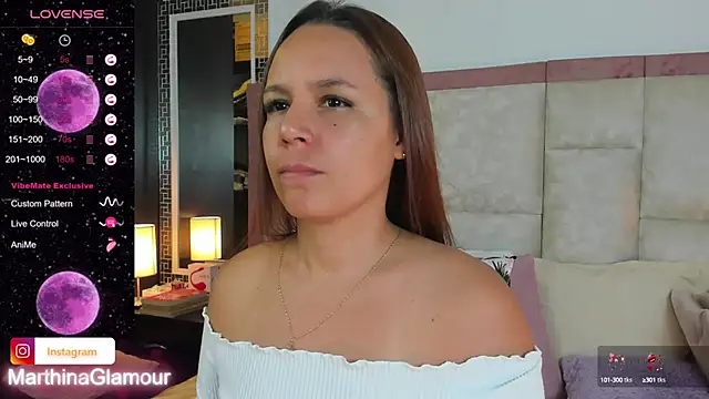 Snapshot of Marthina chatting on September 17, 2025, 9:27 pm Marthina online show from September 17, 2025, 9:27 pm