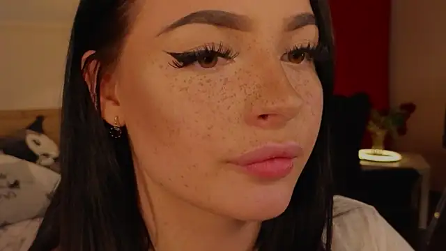 honey     bunny online show from April 2, 2026, 10:24 am