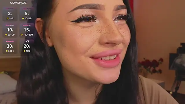 honey     bunny online show from April 5, 2026, 10:12 am