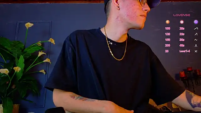 david huge online show from November 18, 2025, 1:33 am