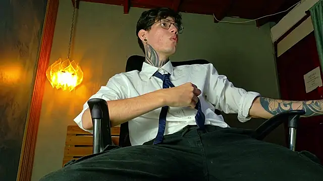 david huge online show from May 24, 2026, 2:49 am