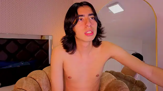 ryo light online show from November 24, 2025, 9:36 pm