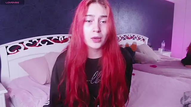 Lili Luuu online show from January 17, 2026, 3:06 pm