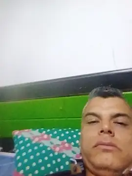 Snapshot of ozama423 chatting on July 1, 2026, 3:19 am ozama423 online show from July 1, 2026, 3:19 am