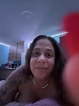 PrettyKittyMia online show from December 22, 2025, 4:09 am