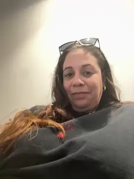 PrettyKittyMia online show from April 4, 2026, 4:15 pm