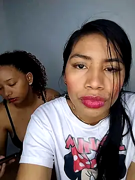 Snapshot of MelanyAndRizosss chatting on October 21, 2025, 5:30 am MelanyAndRizosss online show from October 21, 2025, 5:30 am