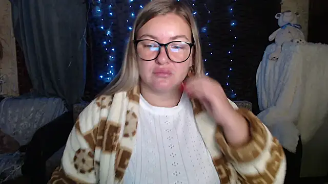 NikaSkylink online show from October 9, 2025, 1:58 am