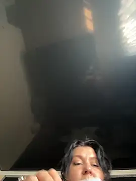 Snapshot of Liza_Will chatting on September 17, 2025, 10:17 am Liza Will online show from September 17, 2025, 10:17 am